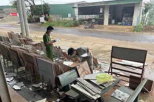 Triệu tập nhiều đối tượng đánh, đập phá tài sản của người dân ở Đắk Nông