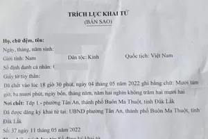 Mẹ khai tử cho con trai để đoạn tuyệt với chồng cũ