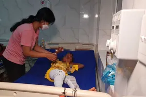 Cháu Y.N.N. đang được điều trị tại Bệnh viện Đa khoa vùng Tây Nguyên