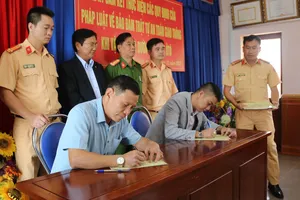 Tăng cường xử lý xe quá tải trên Quốc lộ 26