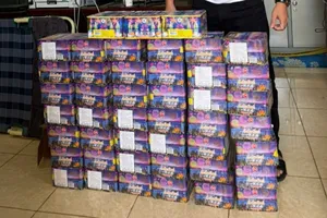Đắk Lắk: Khởi tố 12 đối tượng trong đường dây pháo lậu