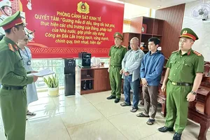 Bắt tạm giam giám đốc, chủ doanh nghiệp buôn bán hàng giả