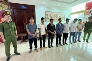 Khởi tố 8 bị can trong vụ nhận, đưa hối lộ tại trạm chăn nuôi và thú y
