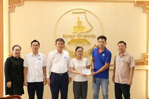 Tiếp sức sinh viên nghèo thực hiện ước mơ làm bác sĩ