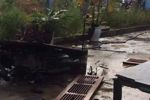 Điều tra vụ nổ tại nhà dân, nghi do mìn