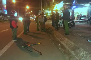 Cha đâm chết con trai 5 tuổi trong đêm sinh nhật mẹ