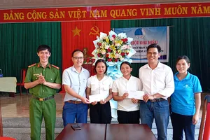 Đưa đồng bào Xơ Đăng xuống TPHCM học tập kinh nghiệm phục vụ du lịch