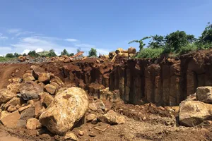 Khai thác đá vượt công suất 158%, doanh nghiệp bị phạt 900 triệu đồng 