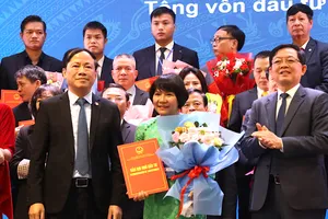 Bí thư Tỉnh ủy Gia Lai đưa ra hàng loạt cam kết với doanh nghiệp