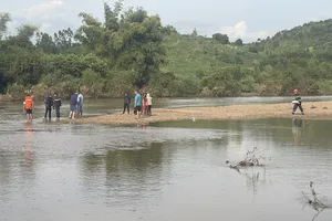Gia Lai: Tìm thấy thi thể cháu bé bị đuối nước