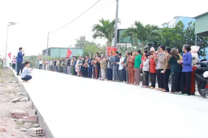 Gia Lai: Đưa vào sử dụng 22 tuyến đường “Ý Đảng lòng dân”