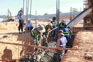 Quảng Ngãi: Thi công xuyên tết 4 công trình trường nội trú biên giới