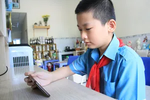 Khai giảng trực tuyến tại vùng tâm dịch