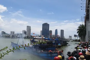 Nhiều người dân chứng kiến vụ việc và đã liên lạc với lực lượng chức năng