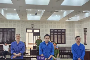 3 bị cáo trước tòa