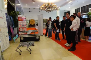 Không gian triển lãm giới thiệu các sản phẩm công nghệ AI. Ảnh: XUÂN QUỲNH
