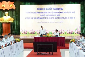 Toàn cảnh buổi làm việc. Ảnh: XUÂN QUỲNH