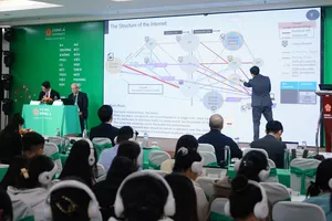 Hội thảo quy tụ 7 báo cáo là các nghiên cứu, phân tích và đề xuất, khuyến nghị chính sách nhằm nâng cao hoạt động chuyển đổi số trong các lĩnh vực tại Đà Nẵng và các khu vực