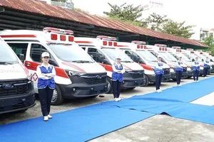 Vingroup tài trợ 15 xe cấp cứu cho Trung tâm Cấp cứu Đà Nẵng