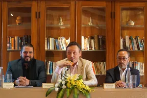 Các đại biểu chủ trì họp báo. Ảnh: XUÂN QUỲNH