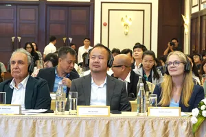 Các đại biểu, khách mời tham dự hội thảo