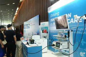 Nhiều kỹ thuật y khoa hiện đại được giới thiệu tại hội nghị. Ảnh: XUÂN QUỲNH