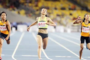 Tuyển thủ Lê Tú Chinh sẽ bước vào thi đấu vòng loại cự ly 100m nữ. Ảnh: NHẬT ANH