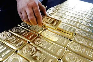 Vàng SJC giảm gần 500.000 đồng/lượng