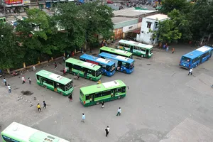 Xe buýt giảm sức hút