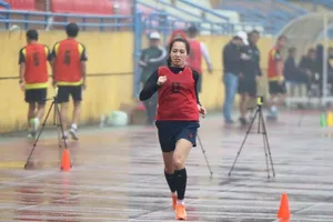 Nữ trọng tài Hà Thị Phượng. Ảnh: ĐOÀN NHẬT