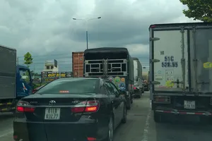 Bình Dương ưu tiên phát triển hạ tầng giao thông