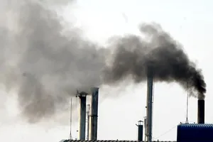 Sống bất an bên nhà máy gây ô nhiễm