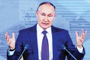 Tổng thống Nga Vladimir Putin tại cuộc họp báo