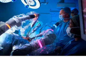 Robot phẫu thuật thành công cho bệnh nhân ung thư