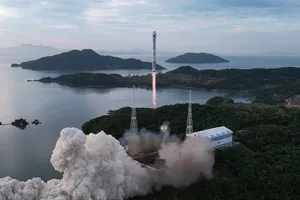 Lo Triều Tiên phóng tên lửa, Hàn Quốc ban bố khuyến cáo đi lại đối với tàu thuyền