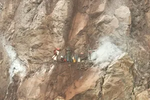 Bất an với mỏ khai thác đá