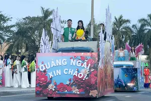 Hàng ngàn người tham gia lễ hội đường phố “Carnival Quảng Ngãi xin chào” 