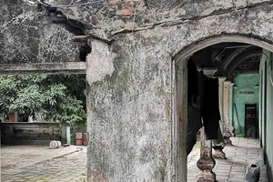 Về mái hiên xưa