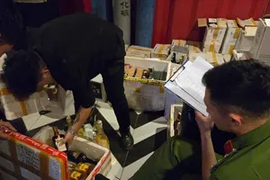 Đà Lạt: Phát hiện 283 chai rượu ngoại không có chứng từ trong quán bar
