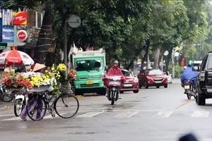 Hôm nay, Bắc bộ trời mát, Nam bộ có mưa vào chiều tối