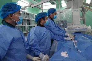 Các đại biểu tham dự buổi lễ