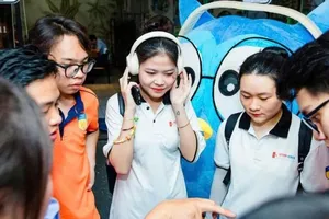 “Viết chữa lành”: Cuộc thi dành cho những người yêu viết lách 