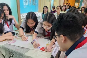 Học sinh Trường THCS Huỳnh Khương Ninh (phường Tân Định, TPHCM) 