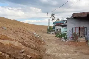 Dự án đường cao tốc Quảng Ngãi - Hoài Nhơn: Người dân kiến nghị sớm được tái định cư