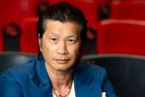 Dustin Nguyễn bất ngờ tái xuất sau nhiều năm vắng bóng