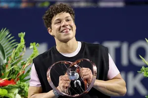 Shelton giành danh hiệu lớn nhất sự nghiệp