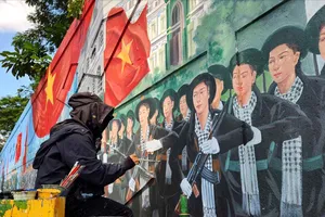 Họa sắc cho phố