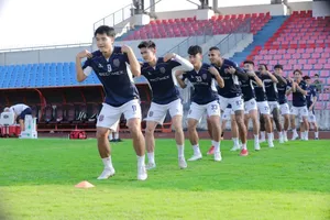 Các cầu thủ Becamex TPHCM tự tin bước vào mùa giải mới 2025-2026. Ảnh: DŨNG PHƯƠNG