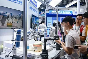 Hội thảo AI quốc tế 2025 tại Thượng Hải, Trung Quốc. Ảnh: XINHUA 