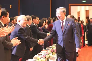 Tổng Bí thư Tô Lâm và các đại biểu dự cuộc gặp mặt. Ảnh: QUANG PHÚC 